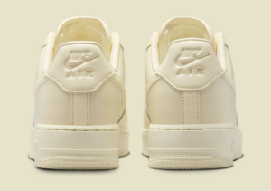 Giay Nike Air Force 1 Low 07 'Coconut Milk' DM0211-101