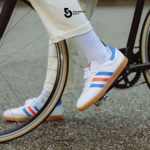 Giay Adidas Velosamba 'White Blue Rush Turbo' GW5323