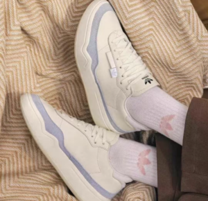 Giay Adidas Her Court 'Off White Tech Emerald' GX3499