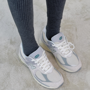 Giay New Balance 2002R 'Beige Grey' M2002REK