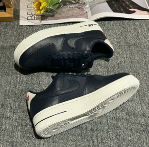 Giay Nike Air Force 1 '07 'Obsidian' DZ2708-100