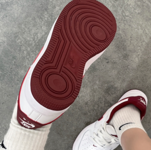 Giay Nike Air Force 1 LV8 'White Red' FV5948-105