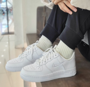 Giay Nike Air Force 1 Low Just Do It ‘Tie Dye Swoosh’ FB8251-100