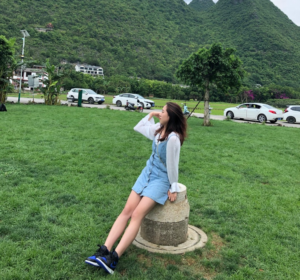 Giay Nike Air Jordan 1 Mid 'Black Royal' 554725-068