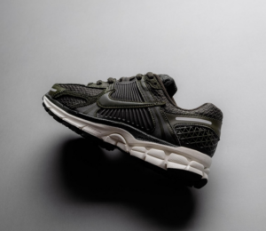 Giay Nike Air Zoom Vomero 5 'Sequoia' FQ8898-325