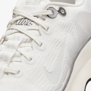 Giay Nike Motiva 'Summit White Black' DV1238-103