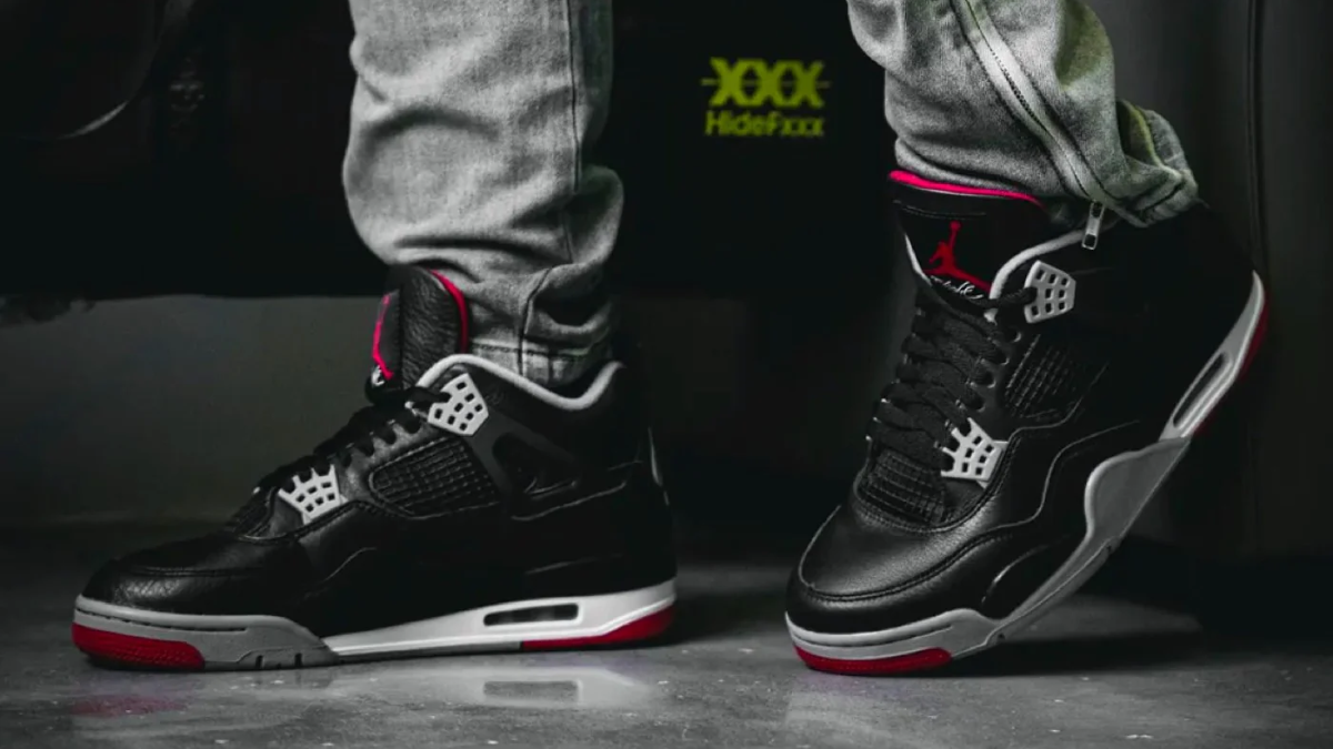 Hinh anh 2: So sanh Air Jordan 4 'Bred Reimagined' va Nike SB X Air Jordan 4