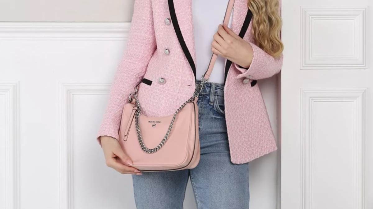 Quà tặng Ngày Phụ nữ: Túi xách sang trọng cho "người thương" Hinh anh 9: Qua tang Ngay Phu nu: Tui xach sang trong cho "nguoi thuong"