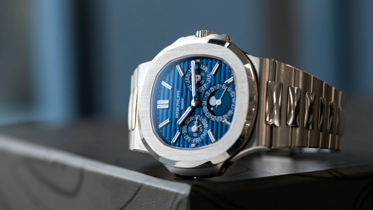 Hành trình xuyên suốt lịch sử của Patek Philippe Nautilus Hinh anh 1: Hanh trinh xuyen suot lich su cua Patek Philippe Nautilus