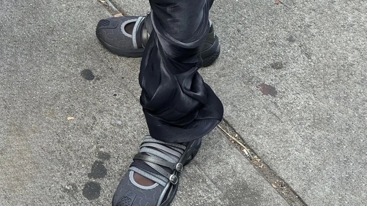 Các sneakerhead nên mang đôi giày thể thao nào đi dự đám cưới? Hinh anh 7: Cac sneakerhead nen mang doi giay the thao nao di du dam cuoi?