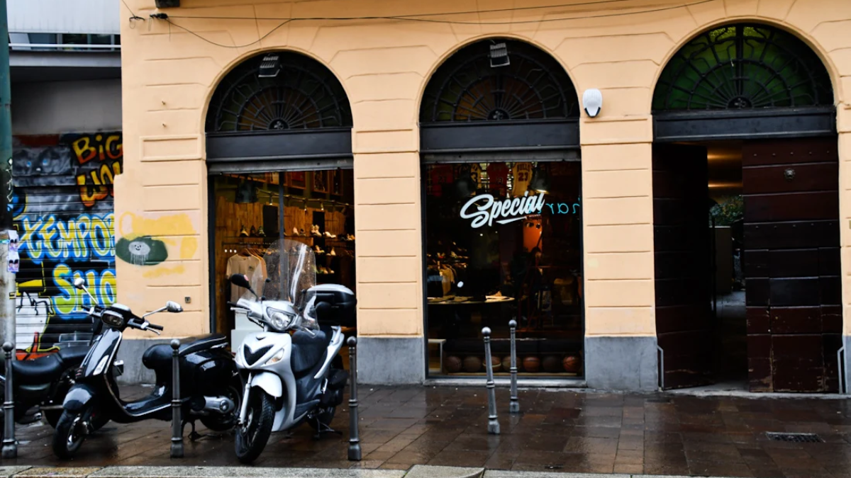 Hinh anh 1: Nhung cua hang sneaker nhat dinh phai ghe tham khi den Milan