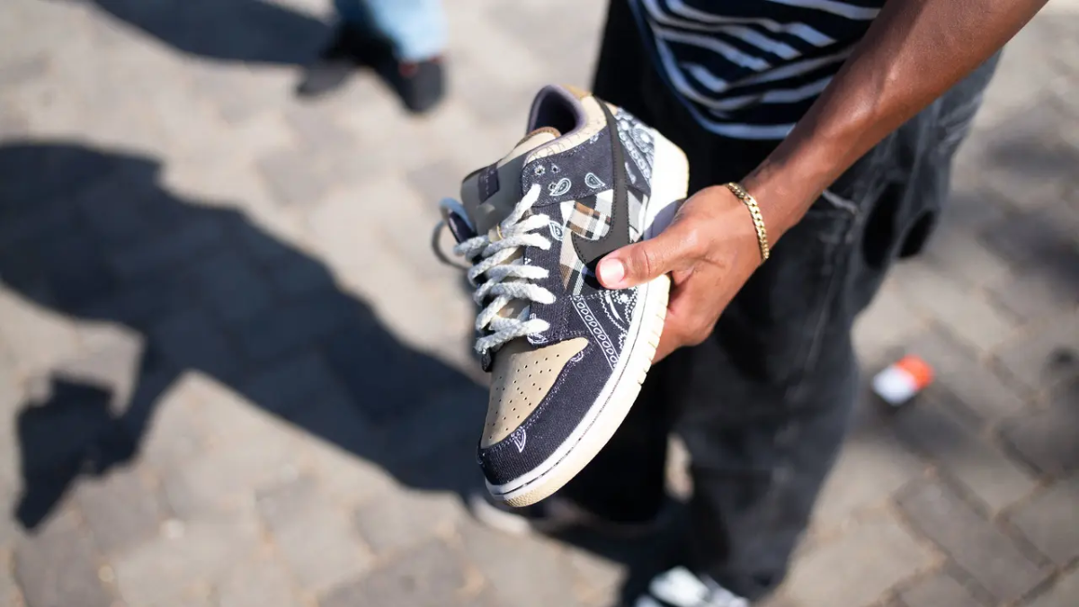 Hinh anh 6: Trieu dai sneaker khong the ngung cua Travis Scott (Phan 2)