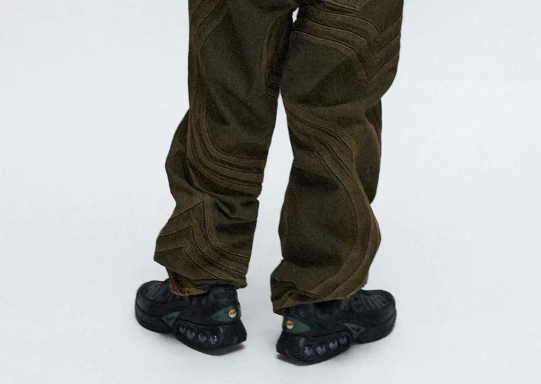 Với Supreme x Nike Air Max Dn, lịch sử một lần nữa lặp lại Hinh anh 5: Voi Supreme x Nike Air Max Dn, lich su mot lan nua lap lai