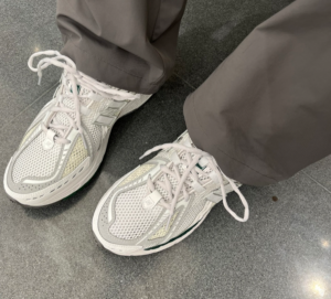 Giay New Balance 1906R 'China Smu' M1906RGP