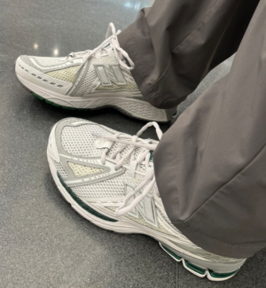 Giay New Balance 1906R 'China Smu' M1906RGP