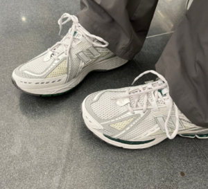 Giay New Balance 1906R 'China Smu' M1906RGP