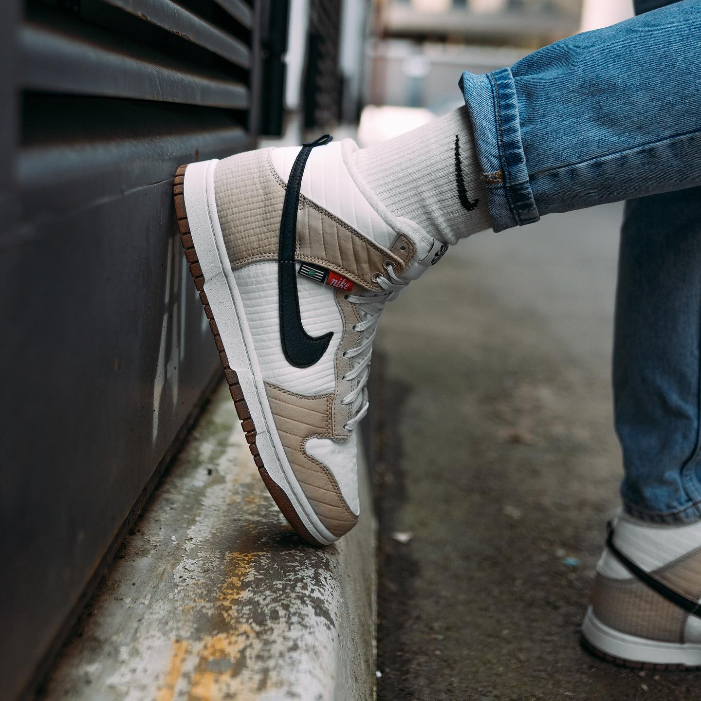Alternative view of Giày Nike Dunk High Retro Next Nature 'Rattan' DD3362-200