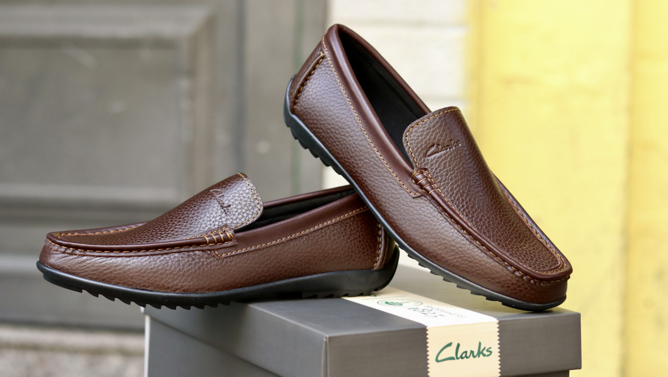 Hinh anh 3: Clarks - Tu tuong lai tam toi den dinh cao thuong mai