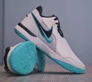 Giay Nike Zoom LeBron NXXT Gen AMPD 'Liverpool FC' FJ1566-101