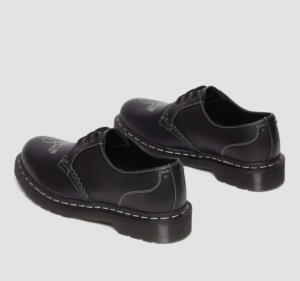 Giay Dr.Martens 1461 Gothic Americana 'Black' 31625001