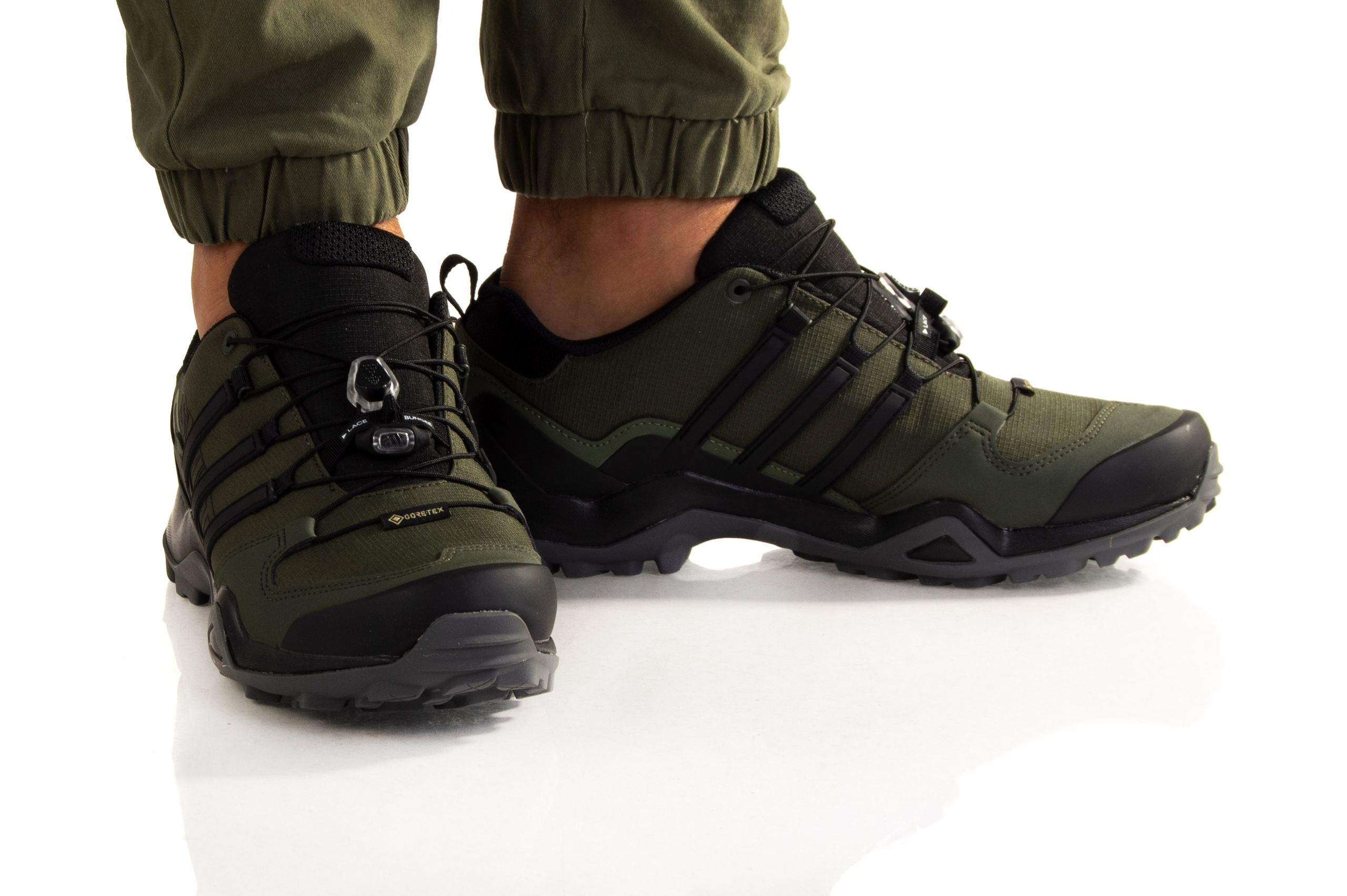 Hinh anh 4: Top 6 doi giay leo nui khien ban doc vi