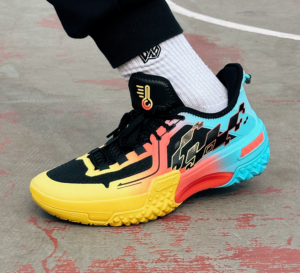 Giay Lining Jie Ao 'Quench' ABFU019-5