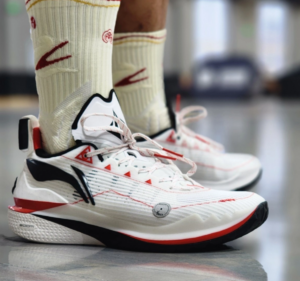 Giay Lining Jimmy Butler 'White' ABAT081-1