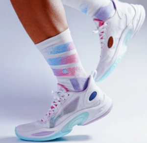 Giay Lining Ultra Light 'White Multi' ABAU011-4