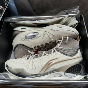 Giay Lining Wade 808 3 Ultra V2 'White' ABAU013-9