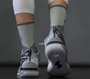 Giay Lining Yushuai 16 Mid 'Ape Camo' ABAS053-5