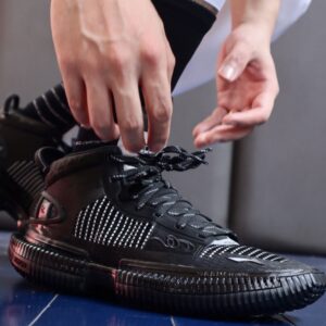 Giay Lining x MISTER CARTOON Badfive 3 'Black' ABFS011-33