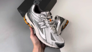 Giay New Balance 1906R 'Silver Orange' M1906RWM