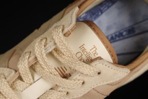 Giay New Balance ANB Brand x 327 'Beige Gum' MS327AAN