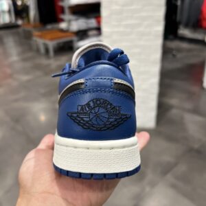 Giay Nike Air Jordan 1 Low 'Georgetown' DC0774-402