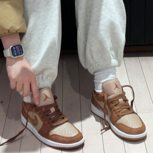 Giay Nike Air Jordan 1 Low SE ‘Brown’ FJ3453-200