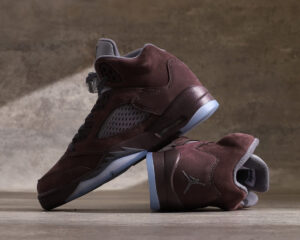 Giay Nike Air Jordan 5 Retro (GS) 'Burgundy' FN4233-600