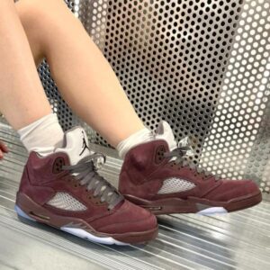 Giay Nike Air Jordan 5 Retro (GS) 'Burgundy' FN4233-600