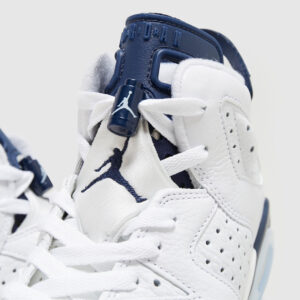 Giay Nike Air Jordan 6 Retro 'Midnight Navy' 384665-141