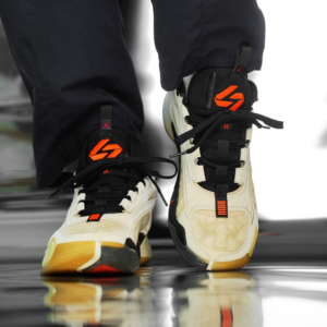 Giay Nike Air Jordan Luka 2 PF Doncic 'Coconut Milk' DX9012-100