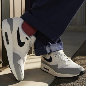 Giay Nike Air Max 1 'Platinum Tint Dark Obsidian' FD9082-002