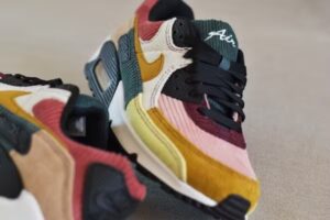 Giay Nike Air Max 90 'Multi-Corduroy' FB8455-001