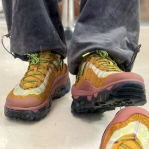 Giay Nike Air Max Flyknit Venture 'Bronzine' FD2110-700