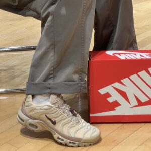 Giay Nike Air Max Plus 'Handcrafted' FZ5049-222