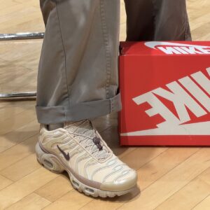 Giay Nike Air Max Plus 'Handcrafted' FZ5049-222