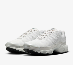 Giay Nike Air Max Plus 'White' FZ4342-001