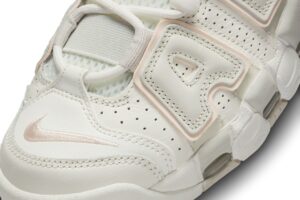 Giay Nike Air More Uptempo 'Light Bone' DV1137-101