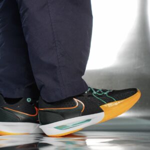 Giay Nike Air Zoom G.T. Cut 3 'Miami Hurricanes' DV2918-001