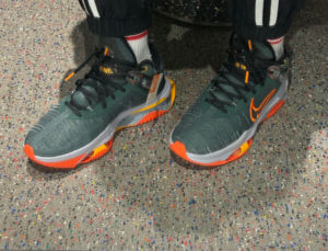 Giay Nike Air Zoom GT Jump 2 'Nike University' DJ9432-301