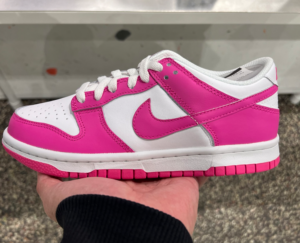 Giay Nike Dunk Low GS 'Laser Fuchsia' FB9109-102