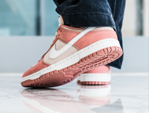 Giay Nike Dunk Low Premium 'Red Stardust' FB8895-601